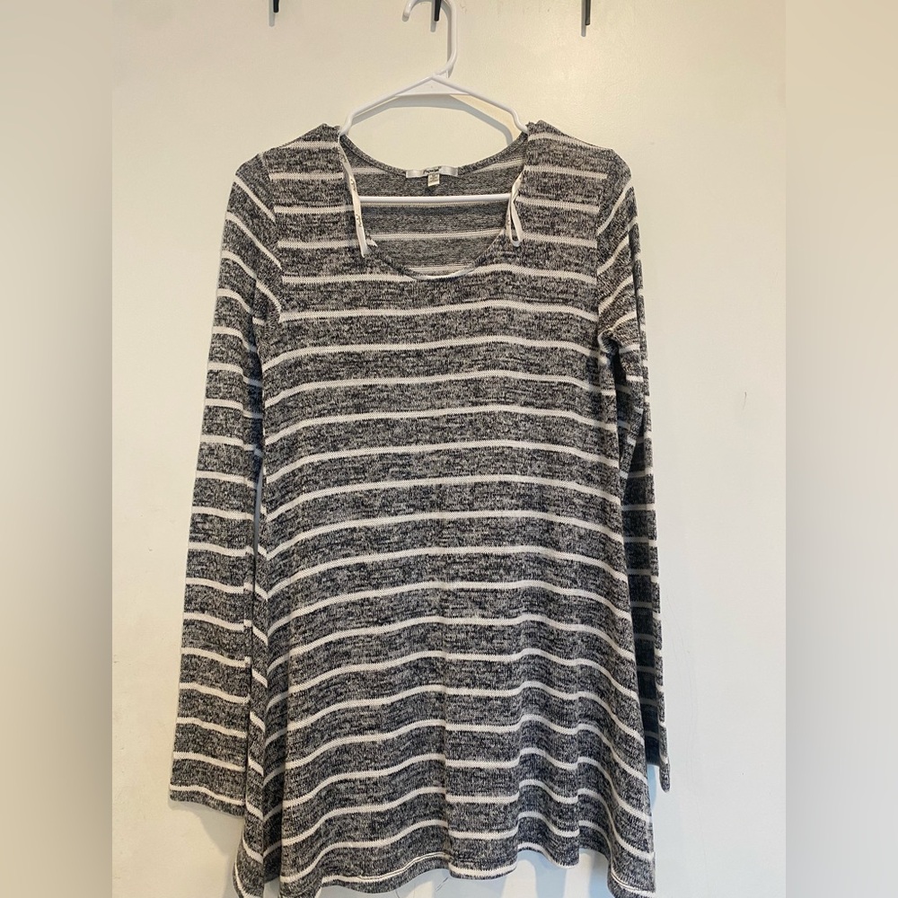 Striped Gray and White Women's Top